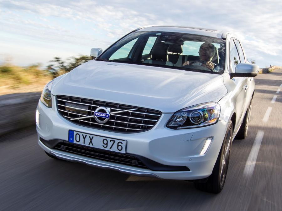  Volvo XC60 T6 2013 года  (фото 15 из 17)